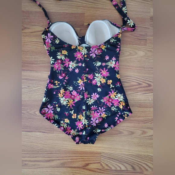 Floral retro sweetheart bathing suit - Picture 2 of 4